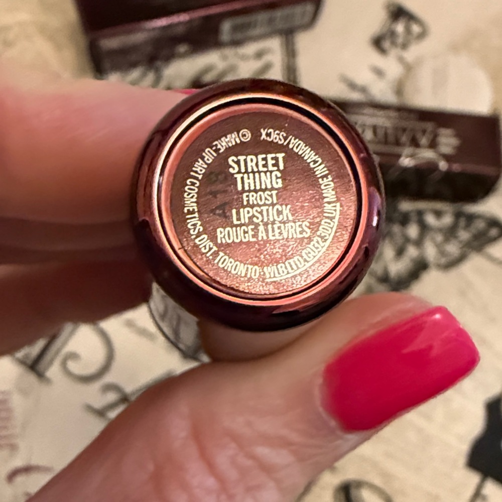 MAC Aaliyah Collection Black Lipstick - Picture 7 of 7